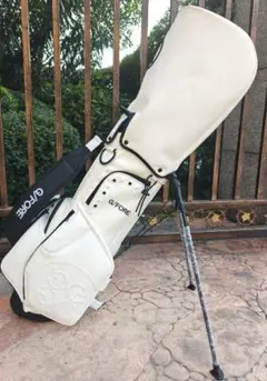 新作 G/FORE ホワイトキャディバッグ スタンド付き