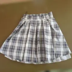 チェックスカート