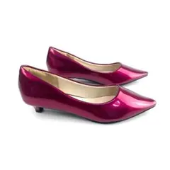 新品 3cmローヒールタイプのパンプス パープルエナメル 23cm シューズ 靴