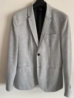 ZARA テーラードジャケットのサムネイル