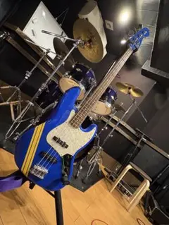 Squier Jazz Bass SCANDAL TOMOMIモデル - メルカリ