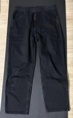 ユニクロ ワイドフィットジーンズ ブラック 30