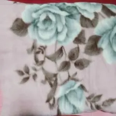 BELLELETTE バラ柄毛布　新品