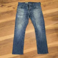 アドリアーノゴールドシュミット