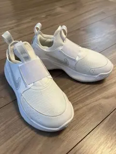 NIKE キッズ スニーカー 7-8歳 20cmのサムネイル