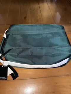 Item thumbnail for item aba70210-3af0-4a2d-87ba-3f6729c89916