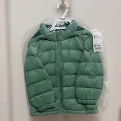 【KOTEさま専用です】ユニクロ　ライトウォームパデットパーカ　グリーン 90
