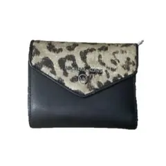 レオパード 折り財布