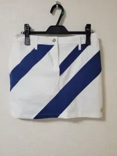 DESCENTE ゴルフスカート ホワイト ネイビーのサムネイル