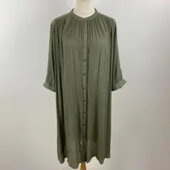 美品 rejouir レジュイール 楊柳シワ加工 ギャザーロングシャツワンピースのサムネイル