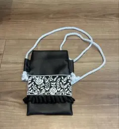 インド刺繍＊スマホショルダー