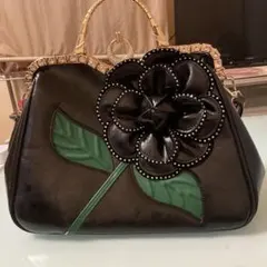 花モチーフ レザーハンドバッグ