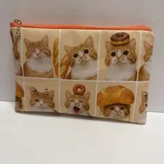 チャトラベーカリー店長の朝のひとこまほっこりポーチ