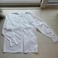 ユナイテッドアローズ ホワイト ブラウス　刺繍襟付き