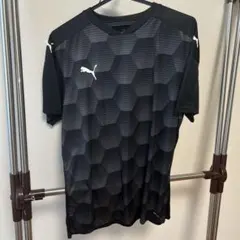 Puma 半袖シャツ ブラック 六角形デザイン