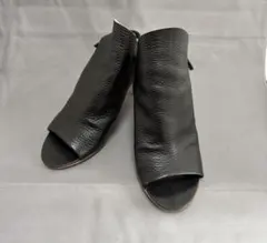 Item thumbnail for item aac8defa-f38c-4b55-8118-635c5b859e5a