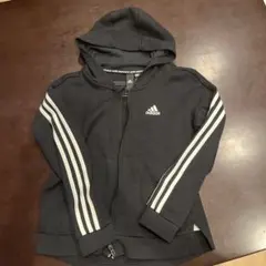 お値下げ　 アディダス　adidas ブラックパーカー 150 女子　男子