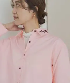 新品◆DOORS◆衿ロゴ刺繍カラーシャツ《PINK》◆アーバンリサーチ ドアーズ