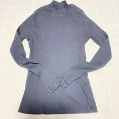 UNIQLO タートルネック M