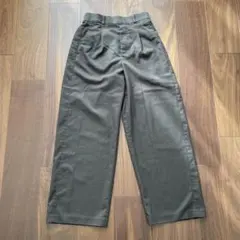 ユニクロ　タックワイドパンツ　カーキ