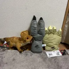 ジェラシックワールド　復活の大地　ぬいぐるみまとめ売り　アクイロプス