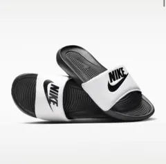 NIKE サンダル　ビクトリーワン　スライドのサムネイル