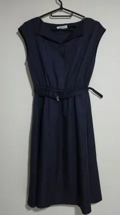 美品♡NATURAL BEAUTY BASIC ワンピース　ネイビー　Sのサムネイル
