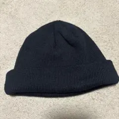 黒 ニット帽