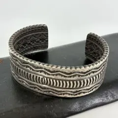 Navajo Engraved Bangle by B.Webb ナバホ族 - メルカリ