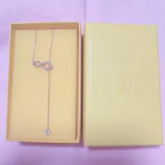 SWAROVSKI Infinity クリスタル ネックレス ローズゴールド