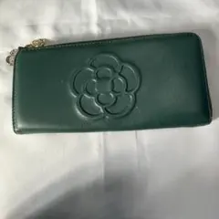 グリーン レザー 長財布 花のエンボス加工