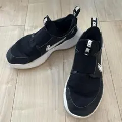 NIKEナイキフレックスランナー3軽量黒スニーカー23.5ホームクリーニング済