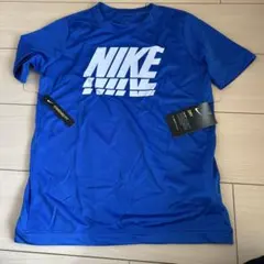 未使用　NIKE 半袖　150cm