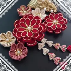 つまみ細工髪飾り 成人式 七五三(金縁赤大)くすみ珊瑚