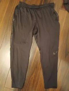 Nike DRI-FIT XL ブラックパンツ