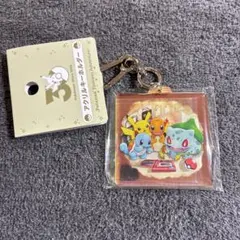 ポケモン30周年 アクリルキーホルダー - メルカリ