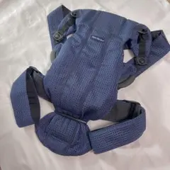 ★美品★BABYBJÖRN ベビーキャリアmini Airメッシュネイビーブルー
