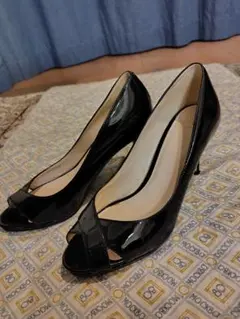 COLE HAAN 6½B エナメル パンプスのサムネイル