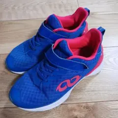 UNLIMITED キッズスニーカー 青赤　マジックテープ