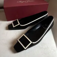 2026年最新】ROGER VIVIER レディース フラットシューズ・バレエ
