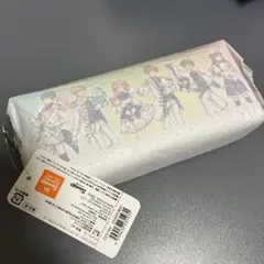 カラフルピーチ　ペンケース　等身ver サンリオのサムネイル