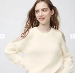 美品【GU ジーユー】カットアウトセーター　肩出しニット　ホワイト