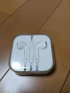 Apple EarPods 本体 有線イヤホンのサムネイル