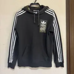 adidas カモフラージュ柄 パーカー
