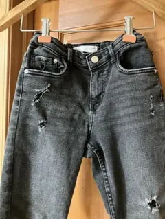 ZARA ダメージ加工 デニムパンツ ブラック 140cm 150cmのサムネイル