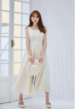 Classic Floral Jacquard Dress ecru