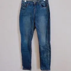 Item thumbnail for item 3fb94e5a-3664-4025-b48d-b358e43383fc