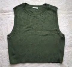 GU ベスト カーキ レディース Lサイズ ノースリーブ トップス みどり