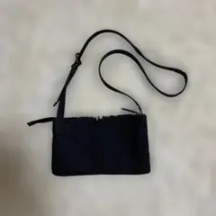 中古品　本革肩ベルト　大人　サコッシュ　　ショルダーポーチ　ブラック　ポシェット