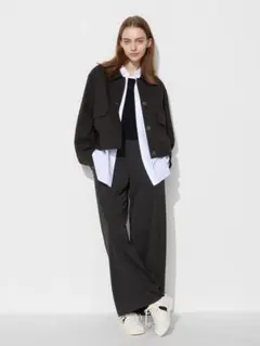 UNIQLO　クレープジャージーストレートパンツ